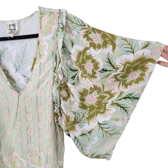 JAASE Flutter Sleeve Deep Vneck Top XS Green Floral Boho Fairy Garden Girl - Picture 2 of 8